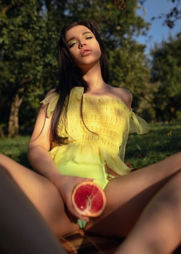 Шакира, Г. Смоленск